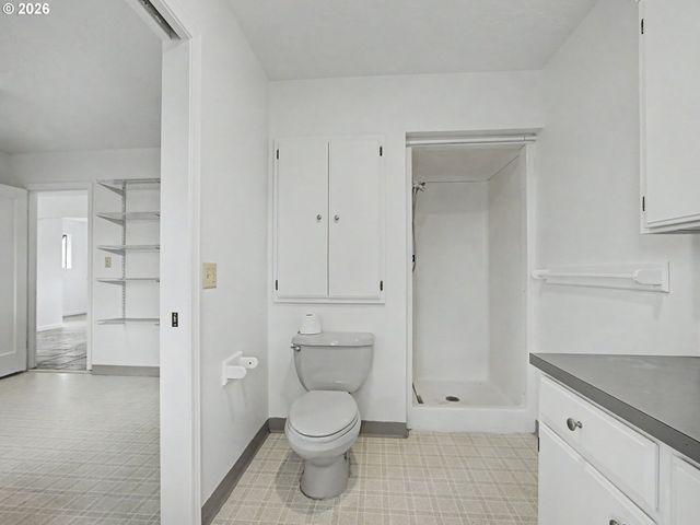 135 S SHERIDAN St, Mt Angel, OR 97362