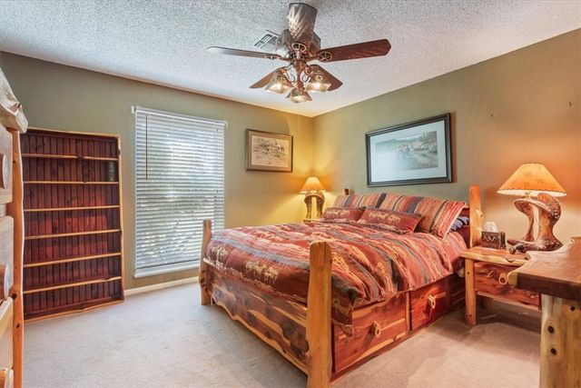 541 Lcr 131, Mount Calm, TX 76673