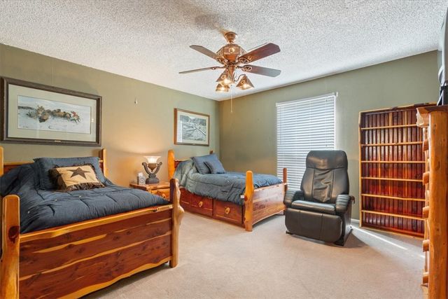 541 Lcr 131, Mount Calm, TX 76673