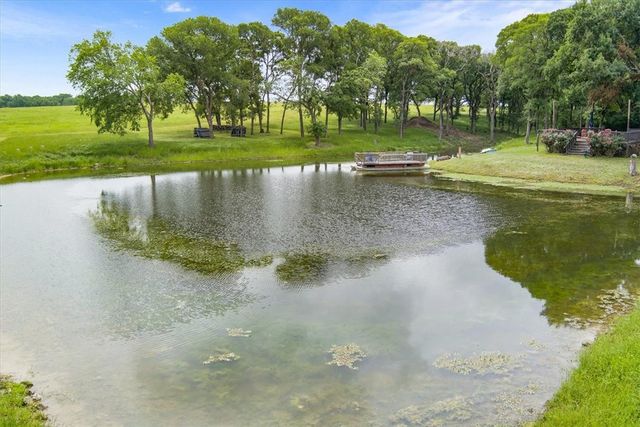 541 Lcr 131, Mount Calm, TX 76673