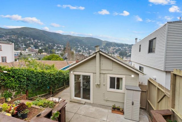 129 Alvarado Street, Brisbane, CA 94005