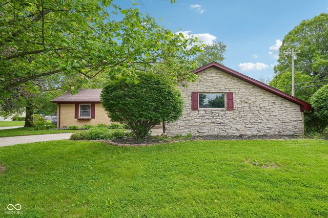 1206 N Woodward Street, Lapel, IN 46051