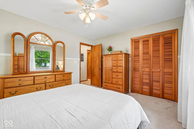 1206 N Woodward Street, Lapel, IN 46051