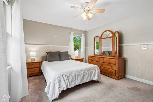1206 N Woodward Street, Lapel, IN 46051