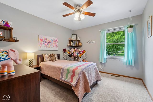 1206 N Woodward Street, Lapel, IN 46051