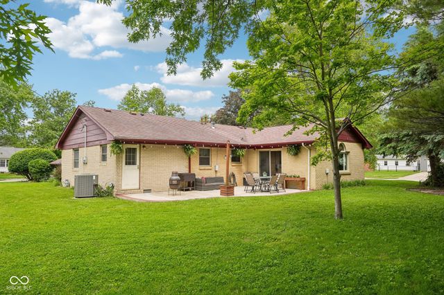 1206 N Woodward Street, Lapel, IN 46051