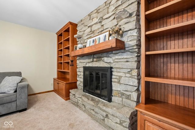 1206 N Woodward Street, Lapel, IN 46051