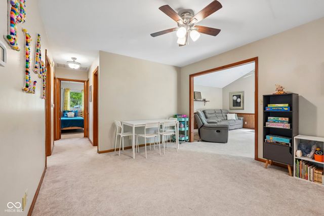 1206 N Woodward Street, Lapel, IN 46051
