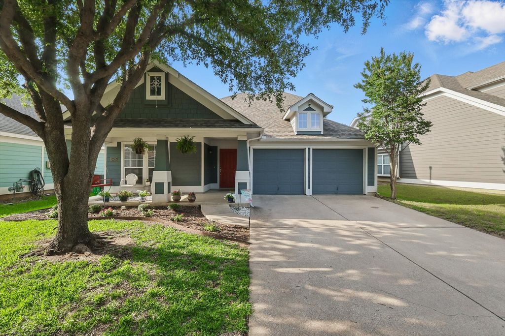 5005 Meyers Lane, Fort Worth, TX 76244