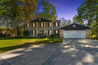 9521 Steephollow Drive, White Lake Charter Township, MI 48386