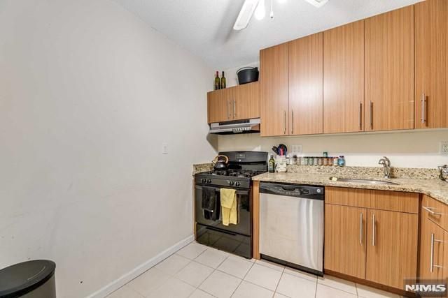 2100 Linwood Avenue 2N, Fort Lee, NJ 07024