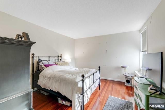 2100 Linwood Avenue 2N, Fort Lee, NJ 07024