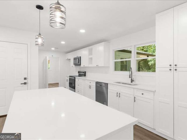 2719 Kings Park Circle, Decatur, GA 30034