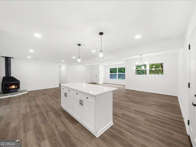 2719 Kings Park Circle, Decatur, GA 30034