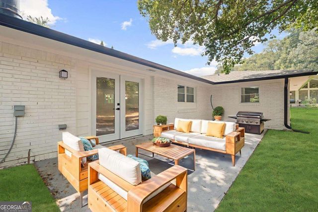 2719 Kings Park Circle, Decatur, GA 30034