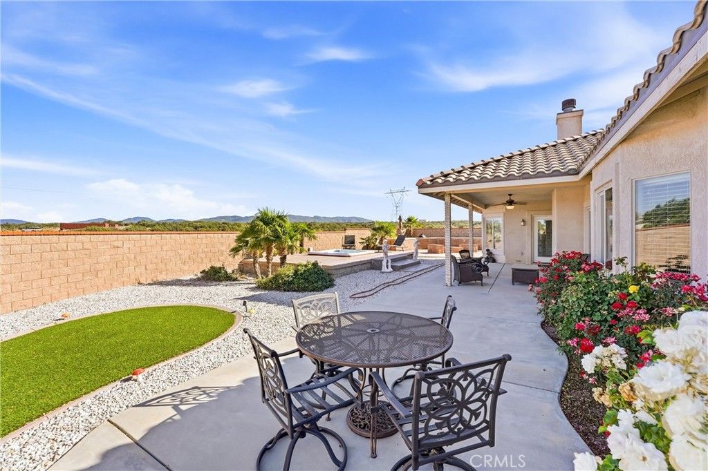 Image 25 of property listing at 5773 Merito Street, Hesperia, CA 92344