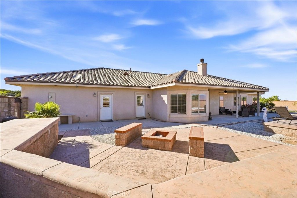 Image 29 of property listing at 5773 Merito Street, Hesperia, CA 92344