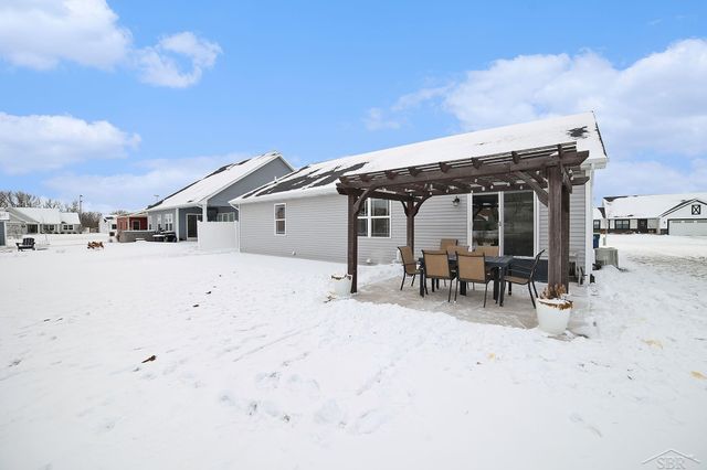 5840 Cotton Top Crest, Freeland, MI 48623