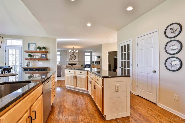 1790 Amberwood Way, Hamilton Twp, OH 45039