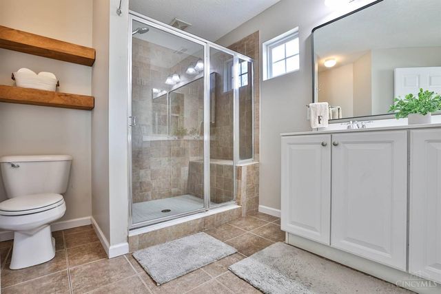 1790 Amberwood Way, Hamilton Twp, OH 45039