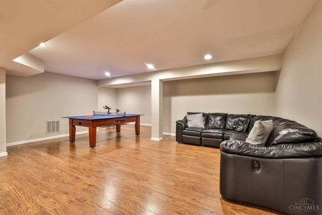 1790 Amberwood Way, Hamilton Twp, OH 45039