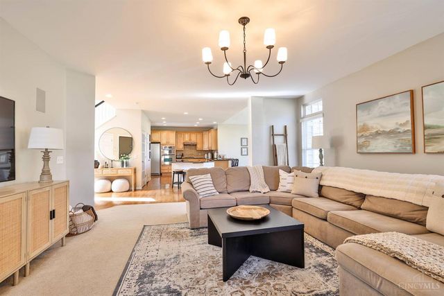 1790 Amberwood Way, Hamilton Twp, OH 45039