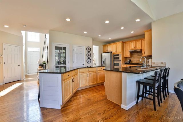 1790 Amberwood Way, Hamilton Twp, OH 45039