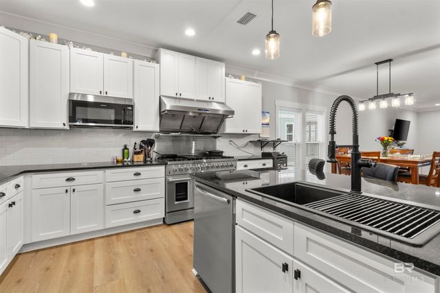 925 Heron Point Drive, Gulf Shores, AL 36542