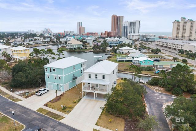 925 Heron Point Drive, Gulf Shores, AL 36542