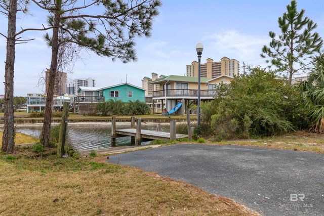 925 Heron Point Drive, Gulf Shores, AL 36542