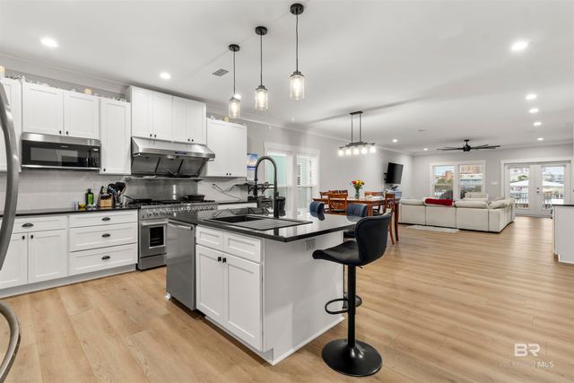 925 Heron Point Drive, Gulf Shores, AL 36542