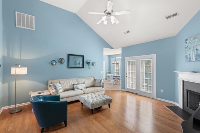216 N Hamlet Court, Moore, SC 29369