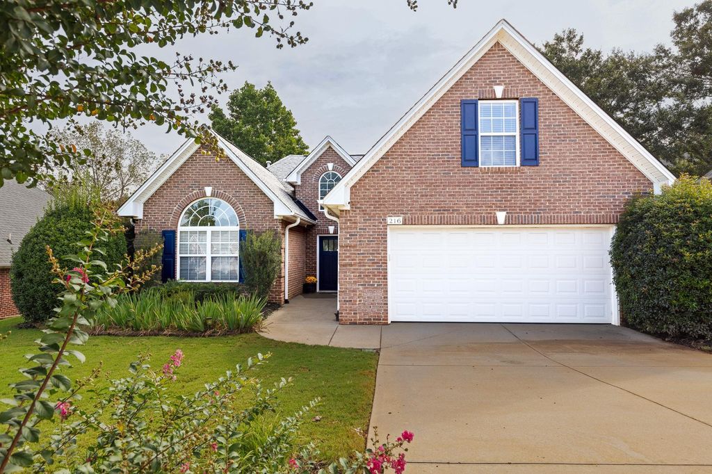 216 N Hamlet Court, Moore, SC 29369