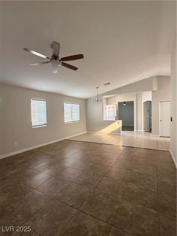 3513 Old Course Street, Las Vegas, NV 89122