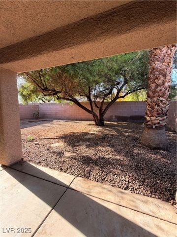 3513 Old Course Street, Las Vegas, NV 89122