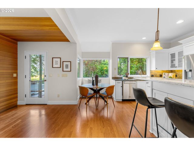 2765 Nw CIRCLE A Dr, Portland, OR 97229