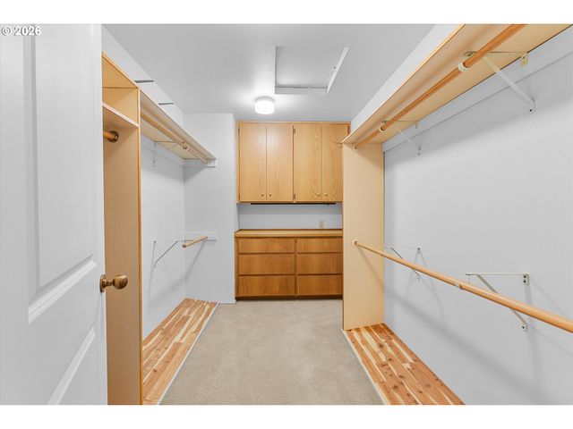 2765 Nw CIRCLE A Dr, Portland, OR 97229