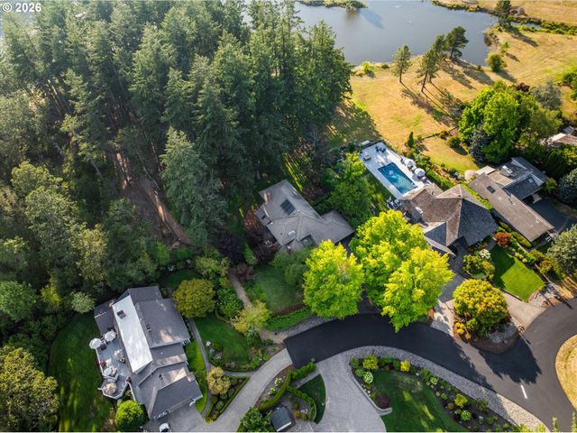 2765 Nw CIRCLE A Dr, Portland, OR 97229
