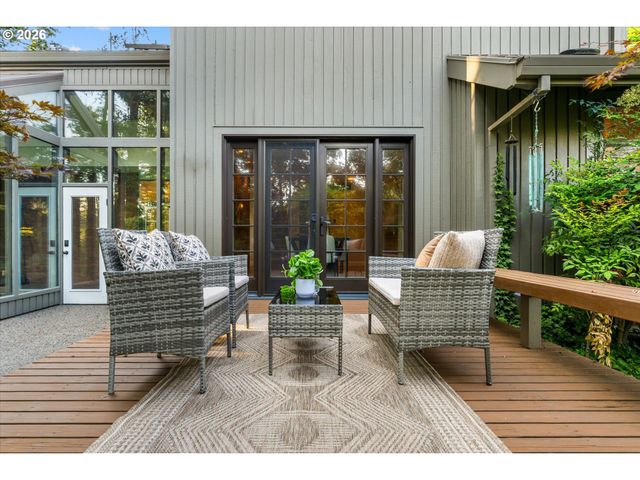 2765 Nw CIRCLE A Dr, Portland, OR 97229