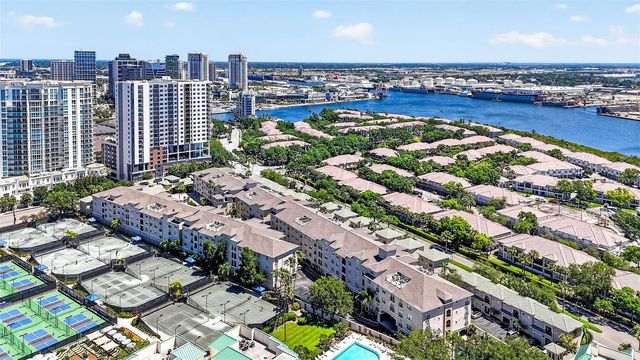 501 KNIGHTS RUN AVENUE 6103, Tampa, FL 33602