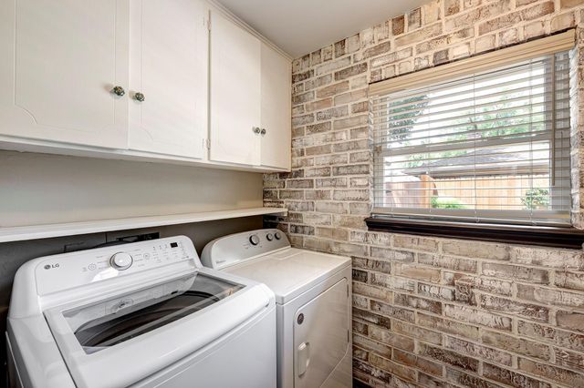 10727 Piping Rock Lane, Houston, TX 77042