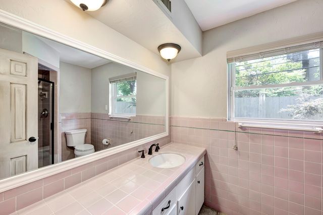 10727 Piping Rock Lane, Houston, TX 77042