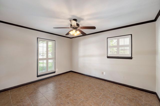 10727 Piping Rock Lane, Houston, TX 77042