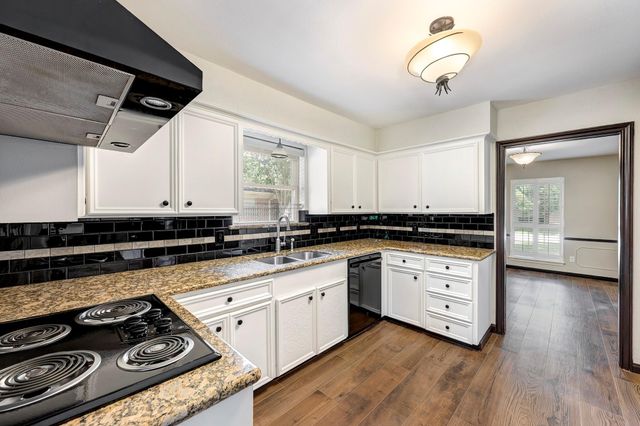 10727 Piping Rock Lane, Houston, TX 77042