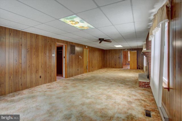 13515 WATERLOO RD, Waynesboro, PA 17268