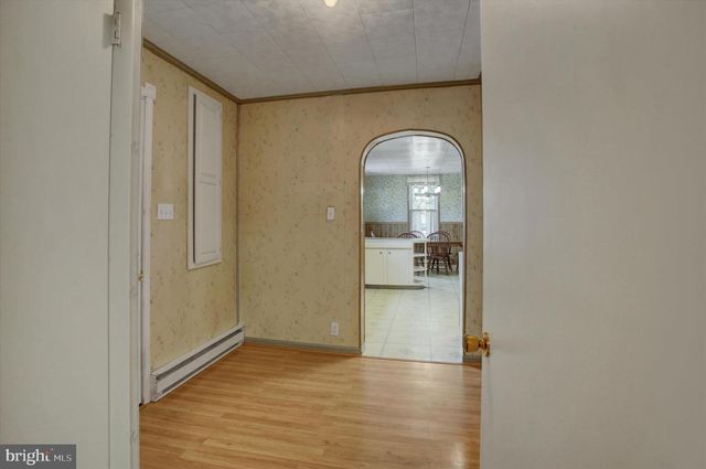 13515 WATERLOO RD, Waynesboro, PA 17268