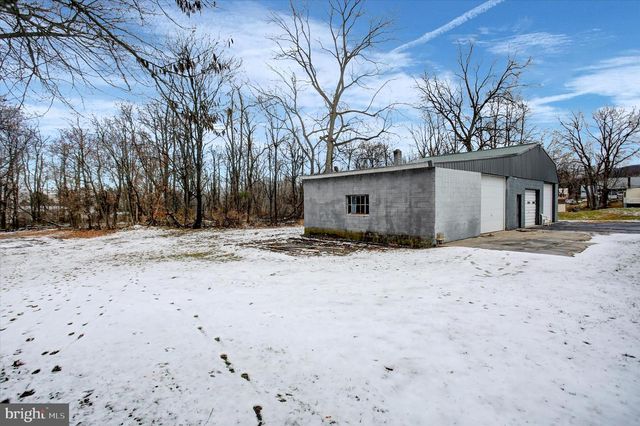 13515 WATERLOO RD, Waynesboro, PA 17268