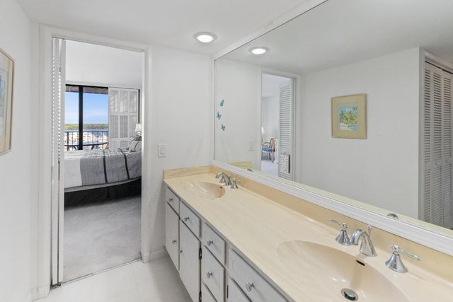 120 Lakeshore Drive 735, North Palm Beach, FL 33408