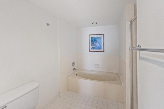 120 Lakeshore Drive 735, North Palm Beach, FL 33408