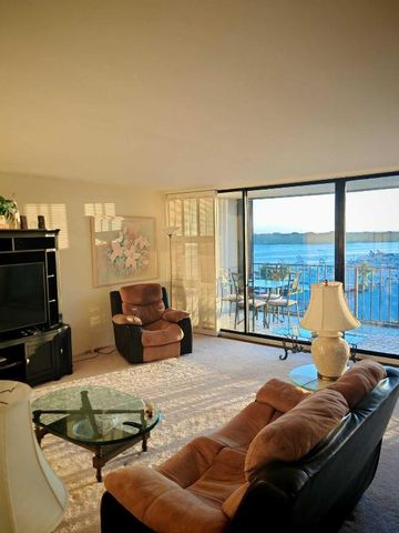 120 Lakeshore Drive 735, North Palm Beach, FL 33408